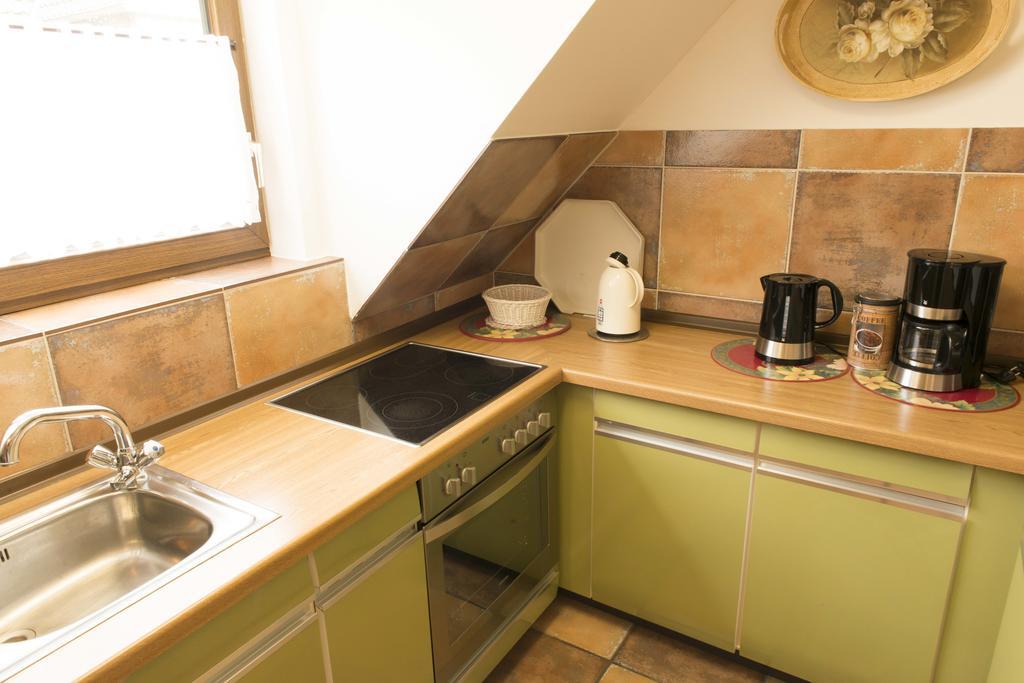 Ferienwohnung Burg Eltz Treis-Karden Pokoj fotografie