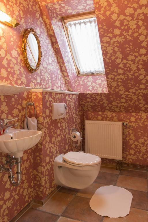 Ferienwohnung Burg Eltz Treis-Karden Pokoj fotografie
